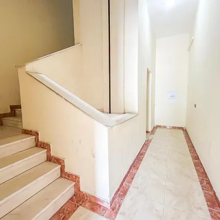 Apartment 2 Bedrooms 1135 *