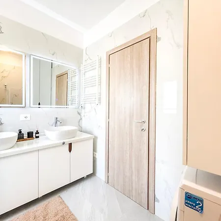 2 Bedrooms 1135 * Durres