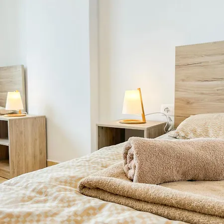 2 Bedrooms 1135