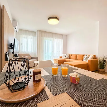 2 Bedrooms 1135 Durres