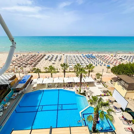2 Bedrooms 1135 Apartment *