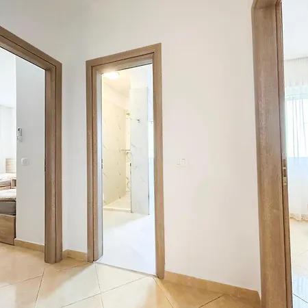 Apartment 2 Bedrooms 1135 Durres